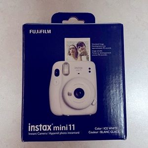 Fujifilm Instax Mini 11 Instant Camera - Fujifilm Instant Film (60 Sheets)